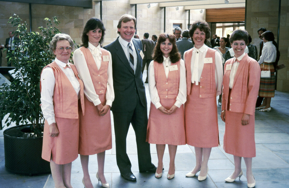 Chapels Opening Nov 1986